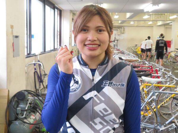 高尾貴美歌,たかおきみか,競輪,競輪投資,競輪予想サイト,競輪予想,競輪投資家,稼ぐ,稼げる,チャリ,詐欺,インフルエンサー,悪徳,悪質,口コミ,彼氏,噂,旦那
