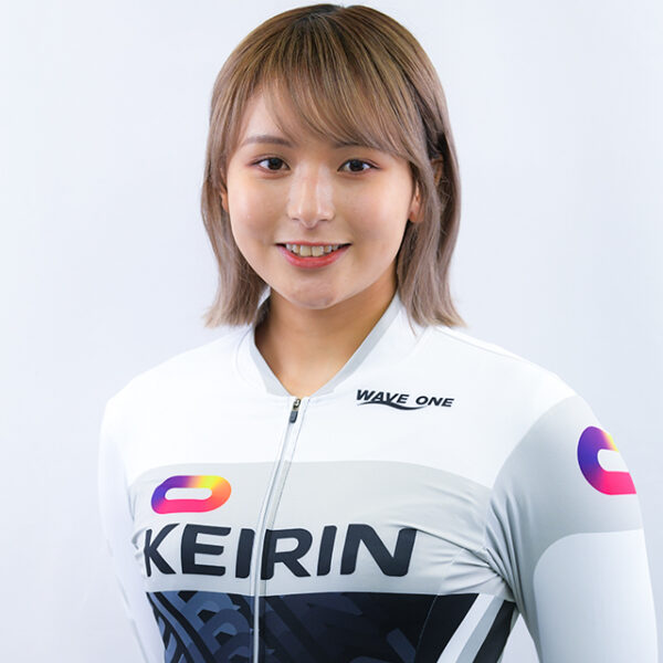 塩田日海,しおだひうみ,競輪,競輪投資,競輪予想サイト,競輪予想,競輪投資家,稼ぐ,稼げる,チャリ,詐欺,インフルエンサー,悪徳,悪質,口コミ,彼氏,噂,旦那