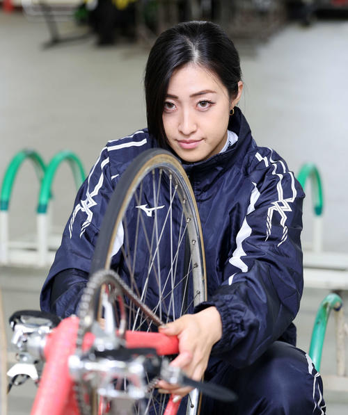 戸邉香奈実,とべかなみ,競輪,競輪投資,競輪予想サイト,競輪予想,競輪投資家,稼ぐ,稼げる,チャリ,詐欺,インフルエンサー,悪徳,悪質,口コミ,彼氏,噂,旦那