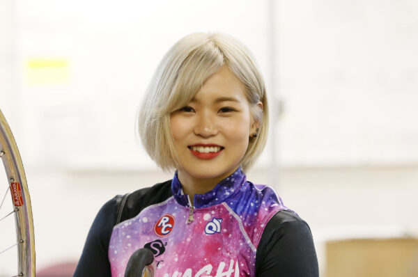 高橋朋恵,たかはしともえ,,,競輪,競輪投資,競輪予想サイト,競輪予想,競輪投資家,稼ぐ,稼げる,チャリ,詐欺,インフルエンサー,悪徳,悪質,口コミ,彼氏,噂,旦那