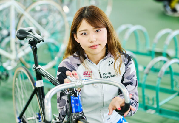 元砂七夕美,もとすな なゆみ,競輪,競輪投資,競輪予想サイト,競輪予想,競輪投資家,稼ぐ,稼げる,チャリ,詐欺,インフルエンサー,悪徳,悪質,口コミ,彼氏,噂,旦那