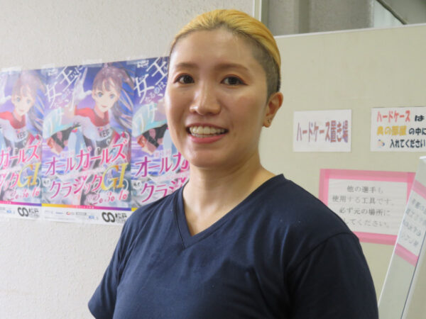 浦部郁里,うらべかおり,競輪,競輪投資,競輪予想サイト,競輪予想,競輪投資家,稼ぐ,稼げる,チャリ,詐欺,インフルエンサー,悪徳,悪質,口コミ,彼氏,噂,旦那