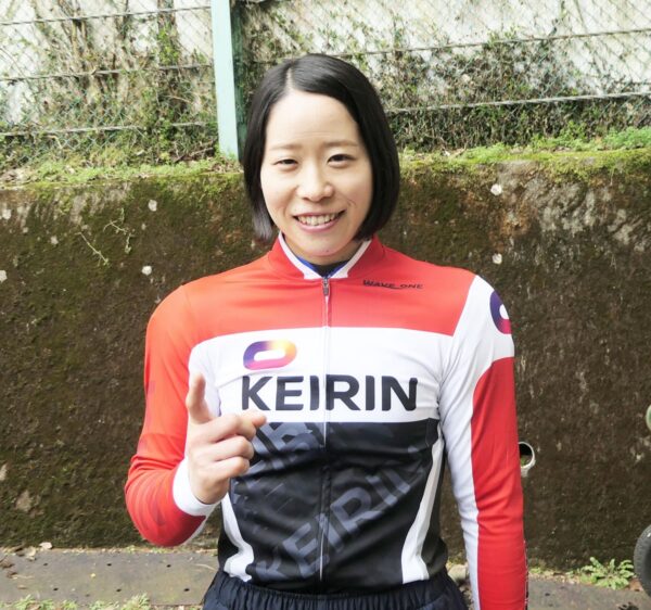 大浦彩瑛,おおうらさえ,,競輪,競輪投資,競輪予想サイト,競輪予想,競輪投資家,稼ぐ,稼げる,チャリ,詐欺,インフルエンサー,悪徳,悪質,口コミ,彼氏,噂,旦那