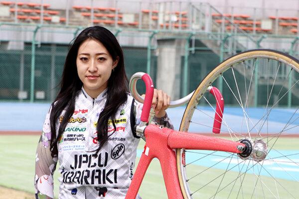戸邉香奈実,とべかなみ,競輪,競輪投資,競輪予想サイト,競輪予想,競輪投資家,稼ぐ,稼げる,チャリ,詐欺,インフルエンサー,悪徳,悪質,口コミ,彼氏,噂,旦那