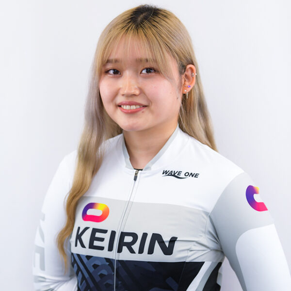 中村鈴花,なかむらりんか,競輪,競輪投資,競輪予想サイト,競輪予想,競輪投資家,稼ぐ,稼げる,チャリ,詐欺,インフルエンサー,悪徳,悪質,口コミ,彼氏,噂,旦那