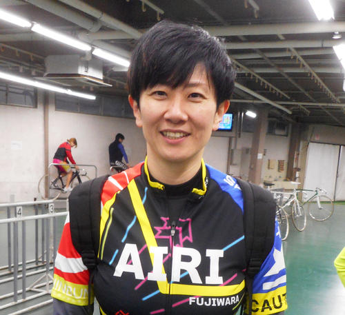 藤原亜衣里,ふじわらあいり,,競輪,競輪投資,競輪予想サイト,競輪予想,競輪投資家,稼ぐ,稼げる,チャリ,詐欺,インフルエンサー,悪徳,悪質,口コミ,彼氏,噂,旦那