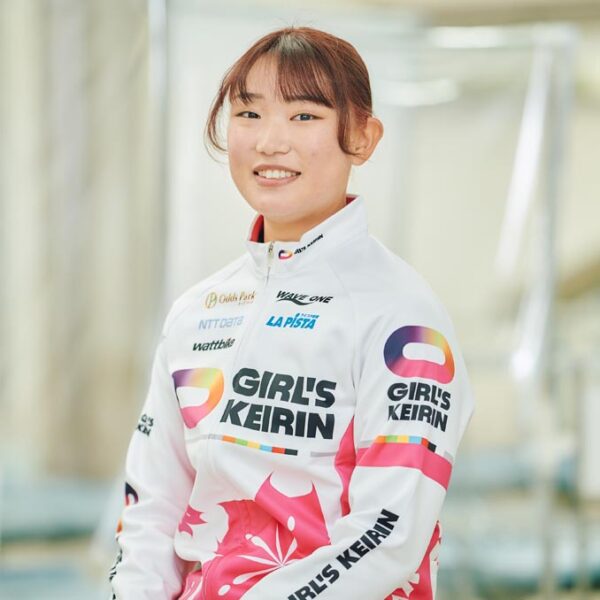 山本さくら,やまもとさくら,,競輪,競輪投資,競輪予想サイト,競輪予想,競輪投資家,稼ぐ,稼げる,チャリ,詐欺,インフルエンサー,悪徳,悪質,口コミ,彼氏,噂,旦那