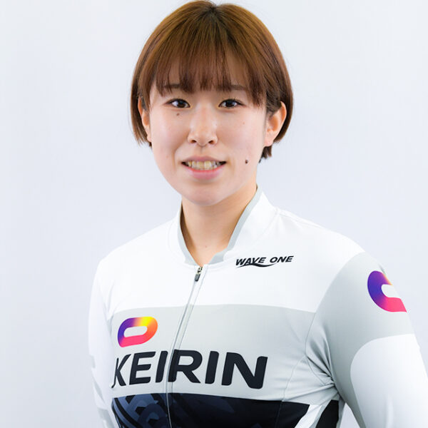 吉村早耶香,よしむらさやか,,,競輪,競輪投資,競輪予想サイト,競輪予想,競輪投資家,稼ぐ,稼げる,チャリ,詐欺,インフルエンサー,悪徳,悪質,口コミ,彼氏,噂,旦那