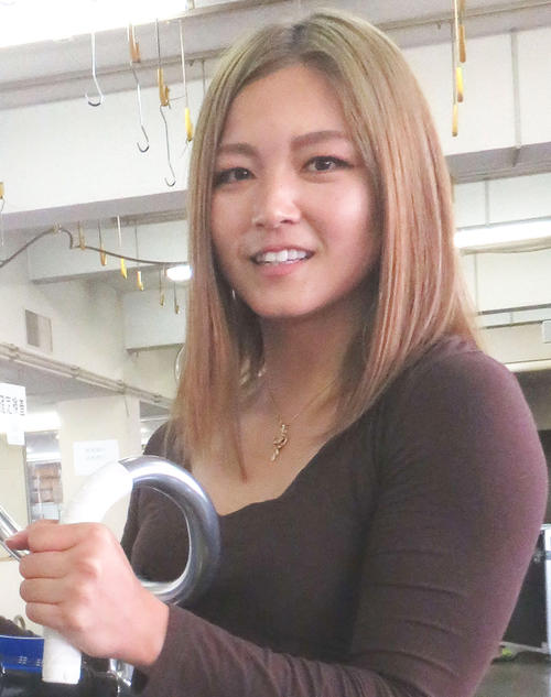 比嘉真梨代,ひがまりよ,,,競輪,競輪投資,競輪予想サイト,競輪予想,競輪投資家,稼ぐ,稼げる,チャリ,詐欺,インフルエンサー,悪徳,悪質,口コミ,彼氏,噂,旦那