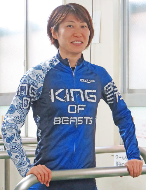 佐藤友香,さとうゆか,,競輪,競輪投資,競輪予想サイト,競輪予想,競輪投資家,稼ぐ,稼げる,チャリ,詐欺,インフルエンサー,悪徳,悪質,口コミ,彼氏,噂,旦那