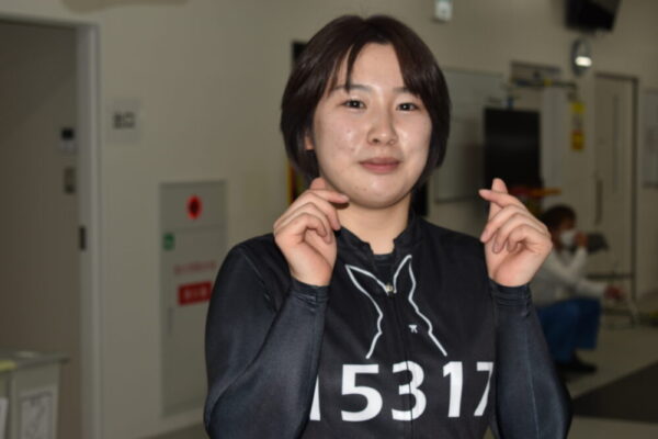 佐伯智恵,さえきちえ,,競輪,競輪投資,競輪予想サイト,競輪予想,競輪投資家,稼ぐ,稼げる,チャリ,詐欺,インフルエンサー,悪徳,悪質,口コミ,彼氏,噂,旦那