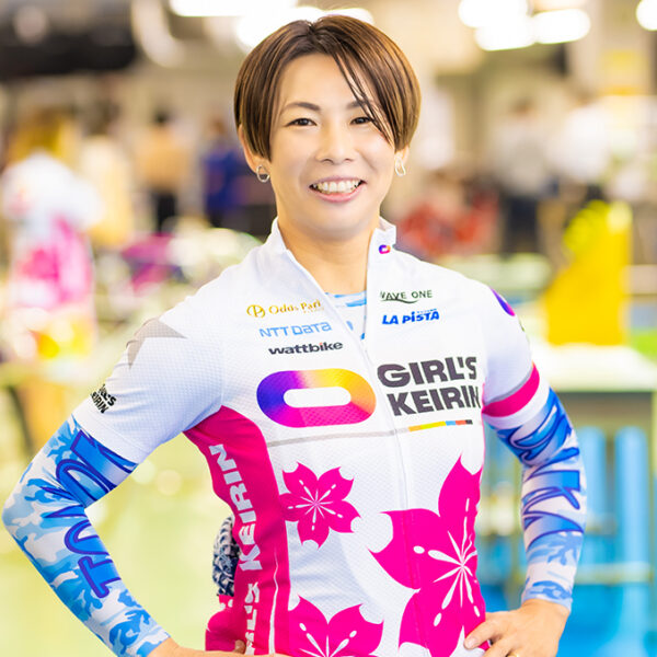 小坂知子,こさかともこ,,,,競輪,競輪投資,競輪予想サイト,競輪予想,競輪投資家,稼ぐ,稼げる,チャリ,詐欺,インフルエンサー,悪徳,悪質,口コミ,彼氏,噂,旦那