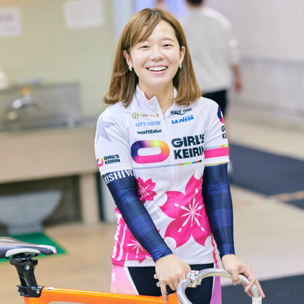 吉田りんご,よしだりんご,,,競輪,競輪投資,競輪予想サイト,競輪予想,競輪投資家,稼ぐ,稼げる,チャリ,詐欺,インフルエンサー,悪徳,悪質,口コミ,彼氏,噂,旦那