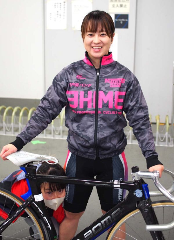 松尾智佳,まつおともか,,,競輪,競輪投資,競輪予想サイト,競輪予想,競輪投資家,稼ぐ,稼げる,チャリ,詐欺,インフルエンサー,悪徳,悪質,口コミ,彼氏,噂,旦那
