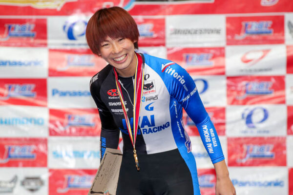 小坂知子,こさかともこ,,,,競輪,競輪投資,競輪予想サイト,競輪予想,競輪投資家,稼ぐ,稼げる,チャリ,詐欺,インフルエンサー,悪徳,悪質,口コミ,彼氏,噂,旦那