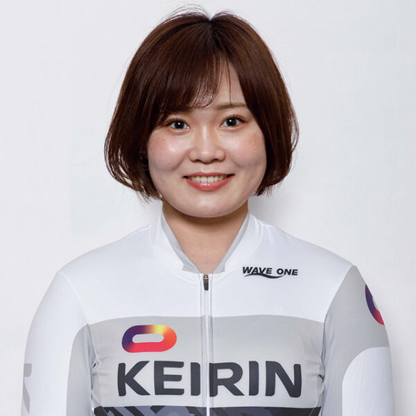 宮地寧々,みやちねね,,競輪,競輪投資,競輪予想サイト,競輪予想,競輪投資家,稼ぐ,稼げる,チャリ,詐欺,インフルエンサー,悪徳,悪質,口コミ,彼氏,噂,旦那